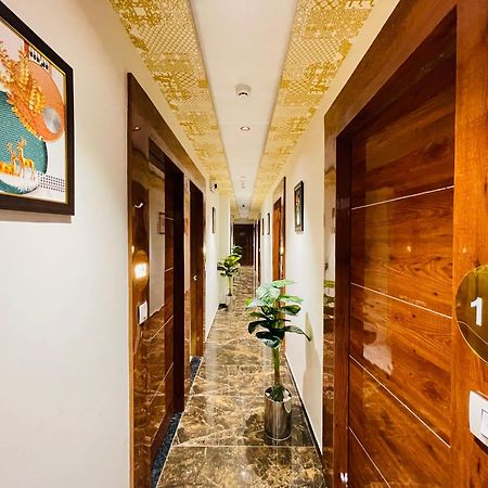 Hotel Avenue Sky Ahmedabad Luaran gambar
