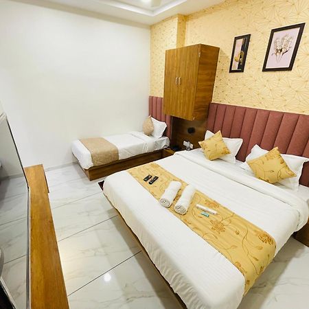 Hotel Avenue Sky Ahmedabad Luaran gambar