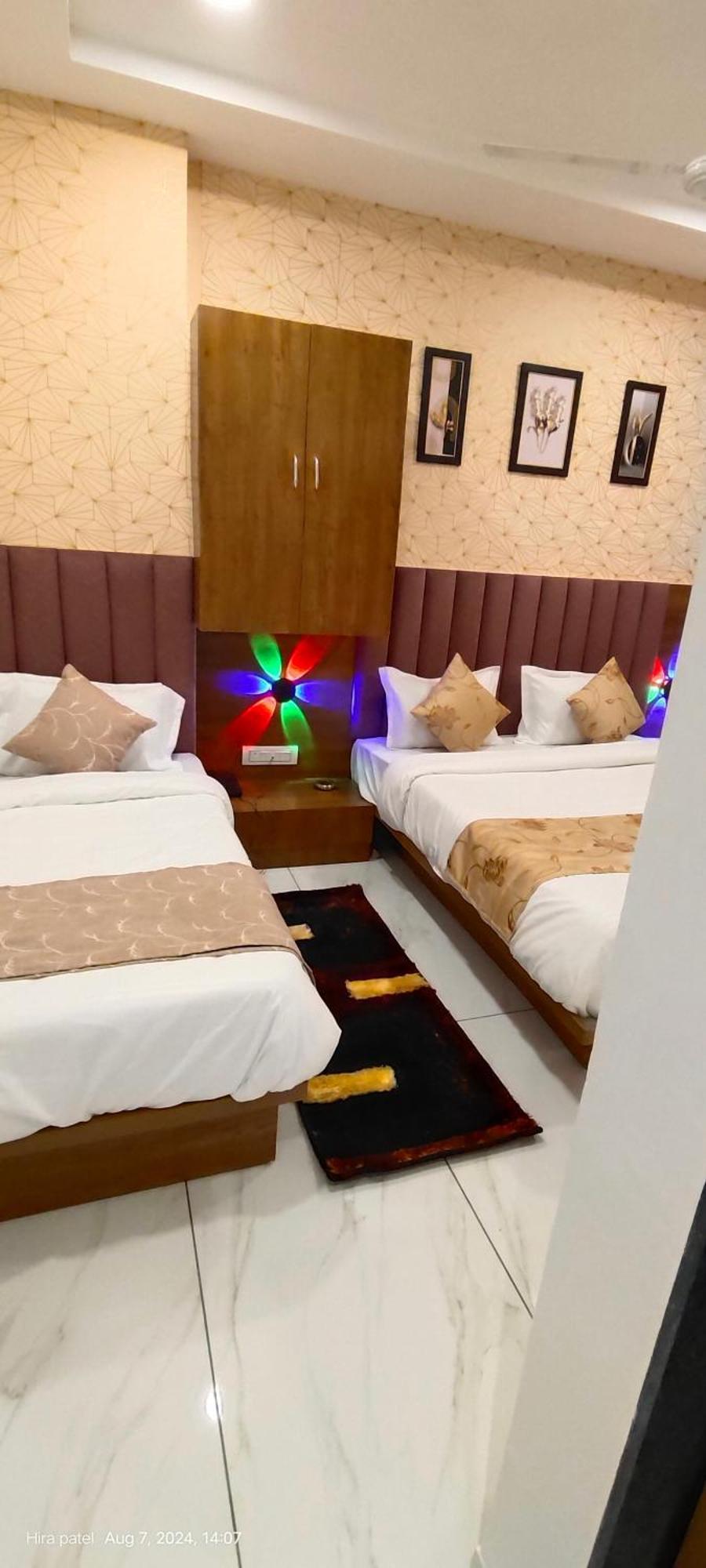 Hotel Avenue Sky Ahmedabad Luaran gambar