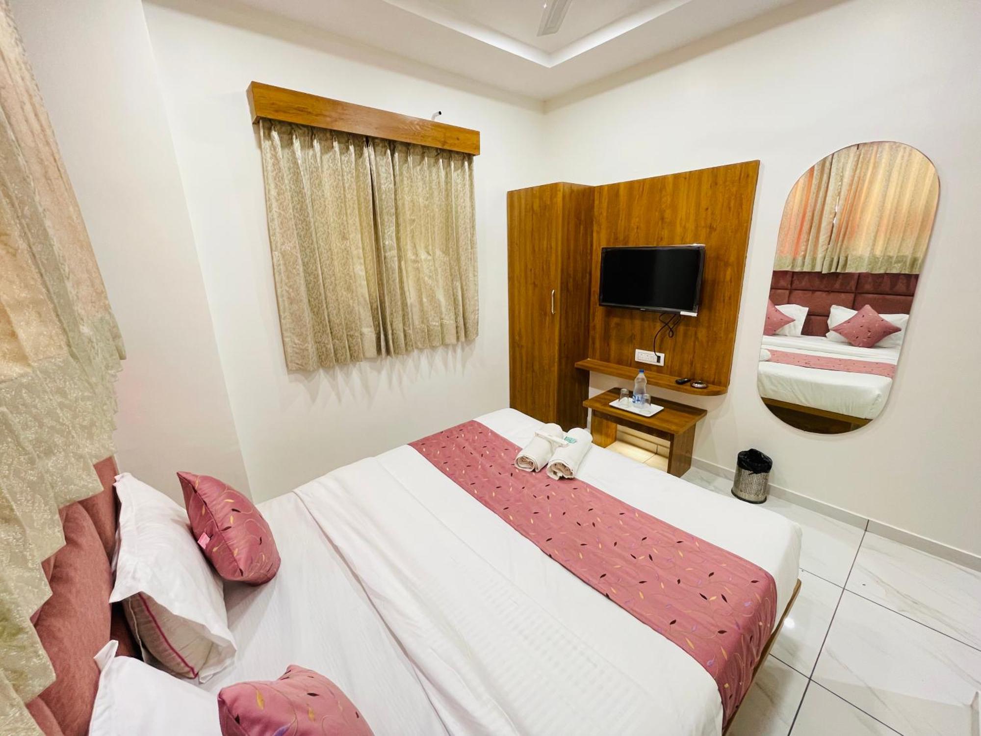 Hotel Avenue Sky Ahmedabad Luaran gambar