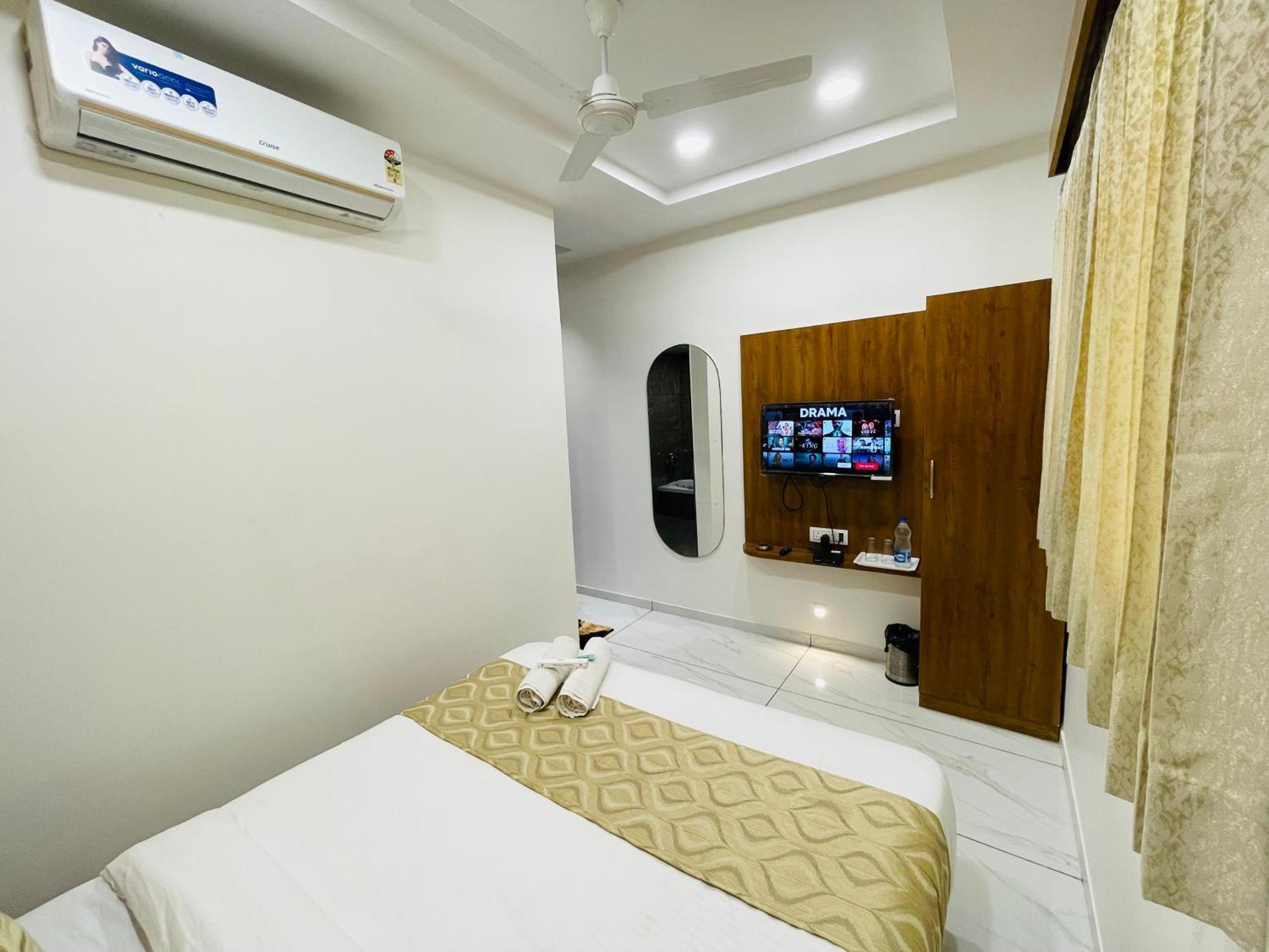 Hotel Avenue Sky Ahmedabad Luaran gambar